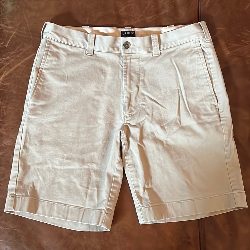 J. Crew men’s khaki shorts 32 waist flex